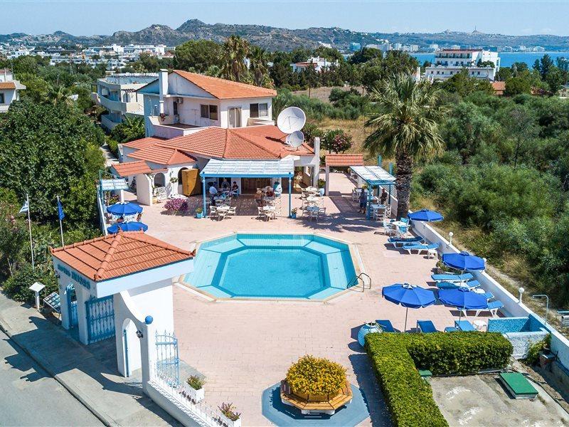 פליראקי Muses Hotel מראה חיצוני תמונה