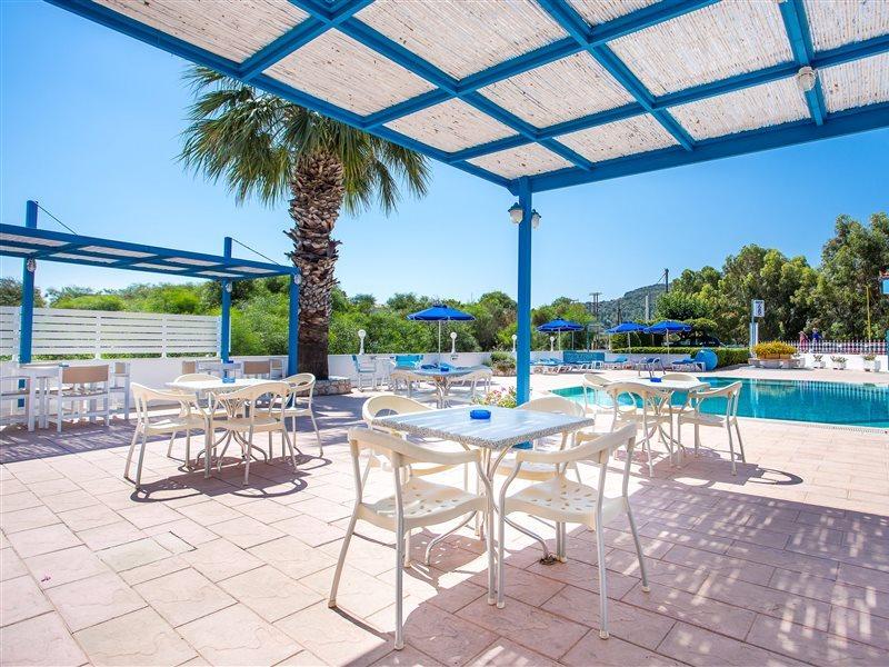 פליראקי Muses Hotel מראה חיצוני תמונה