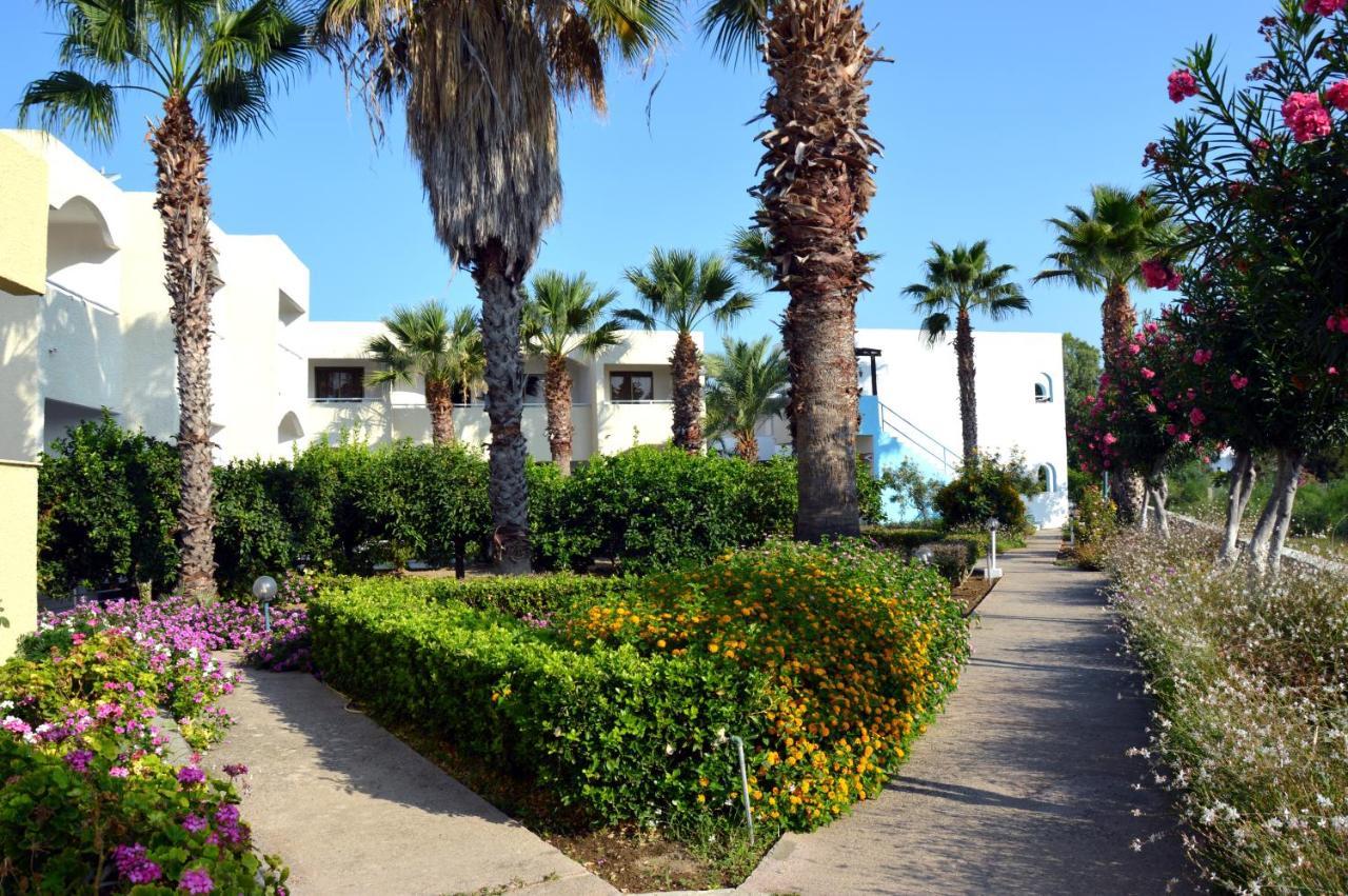 פליראקי Muses Hotel מראה חיצוני תמונה